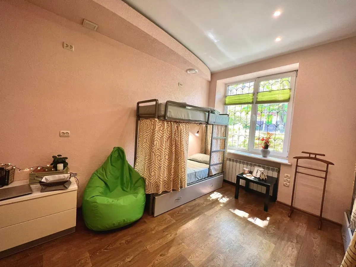 קייב Kust Hostel